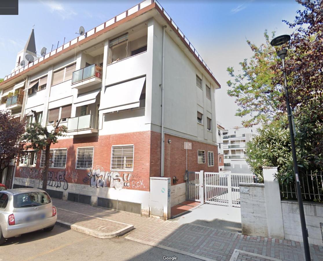 Casa Priscilla Apartment Pescara Luaran gambar
